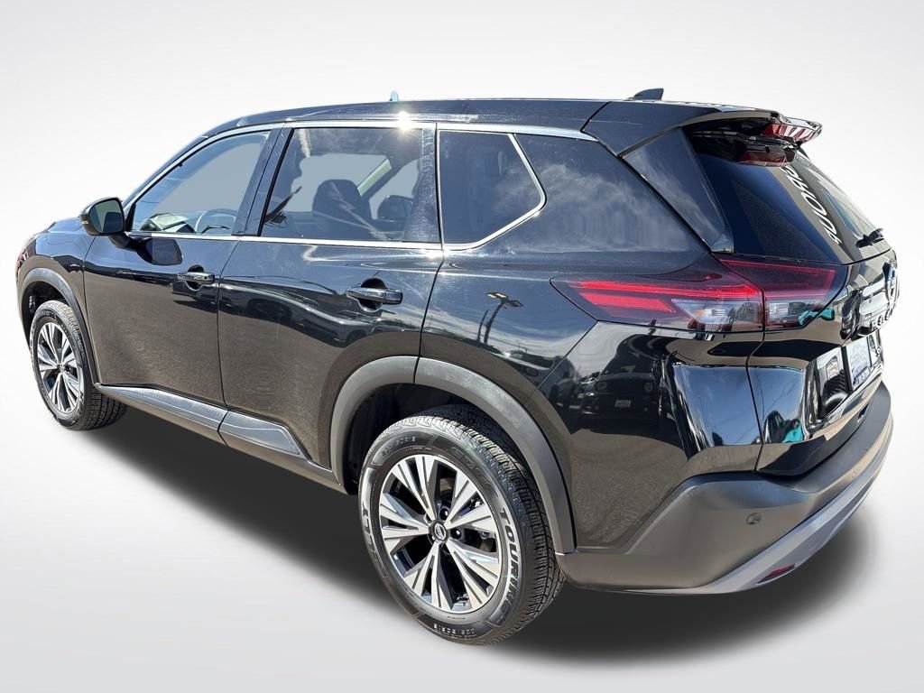 Used 2021 Nissan Rogue SV AWD/4WD image 3