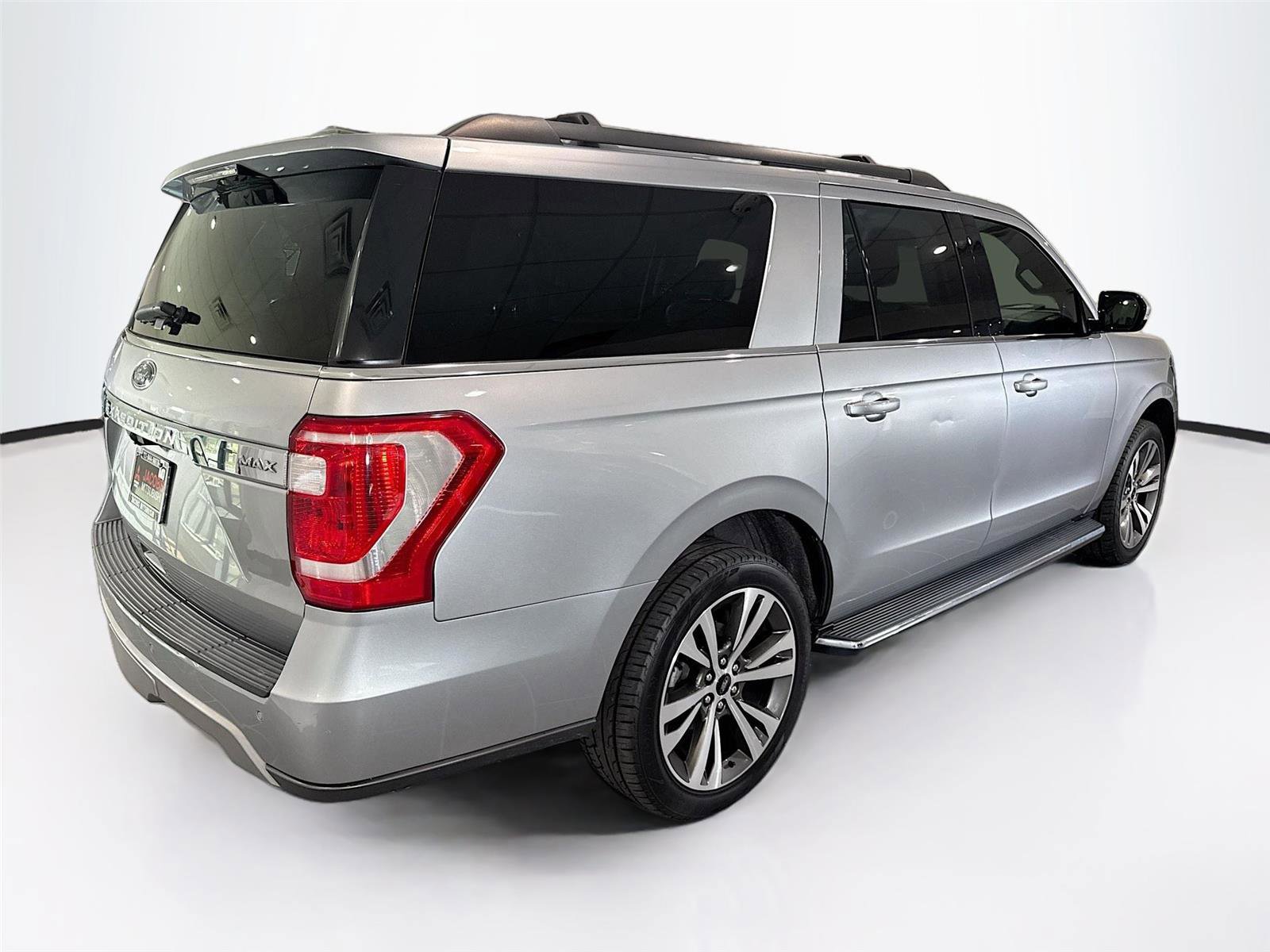 Used 2021 Ford Expedition Max XLT RWD image 5