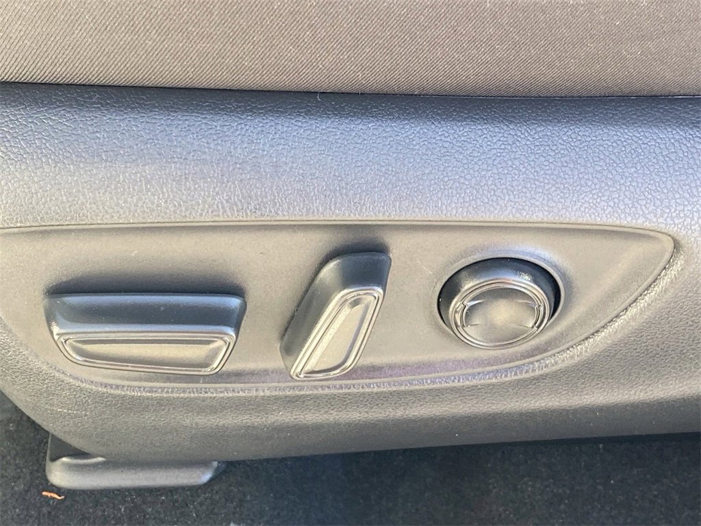 Certified 2025 Toyota RAV4 XLE image 22