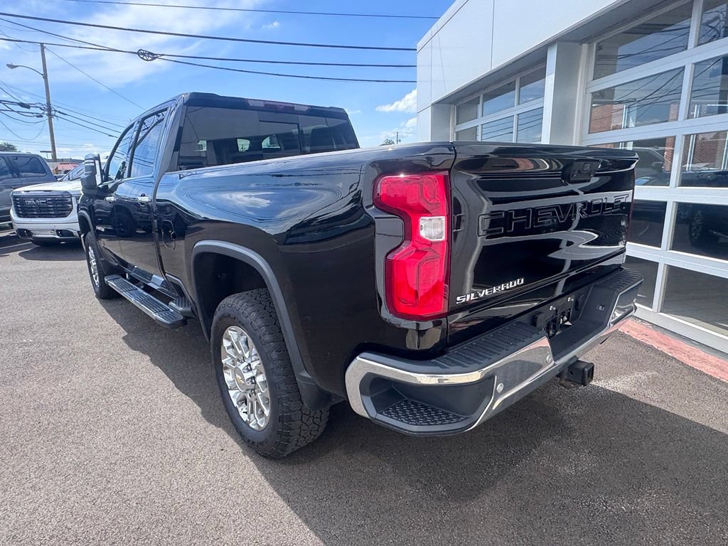 Used 2024 Chevrolet Silverado 2500 LTZ w/ LTZ Plus Package AWD/4WD image 3