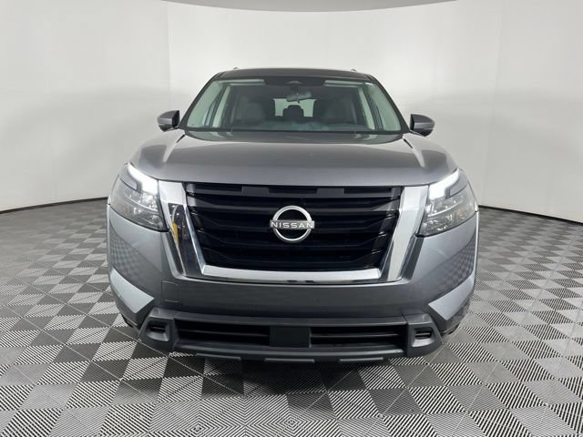 Used 2024 Nissan Pathfinder SV FWD image 5