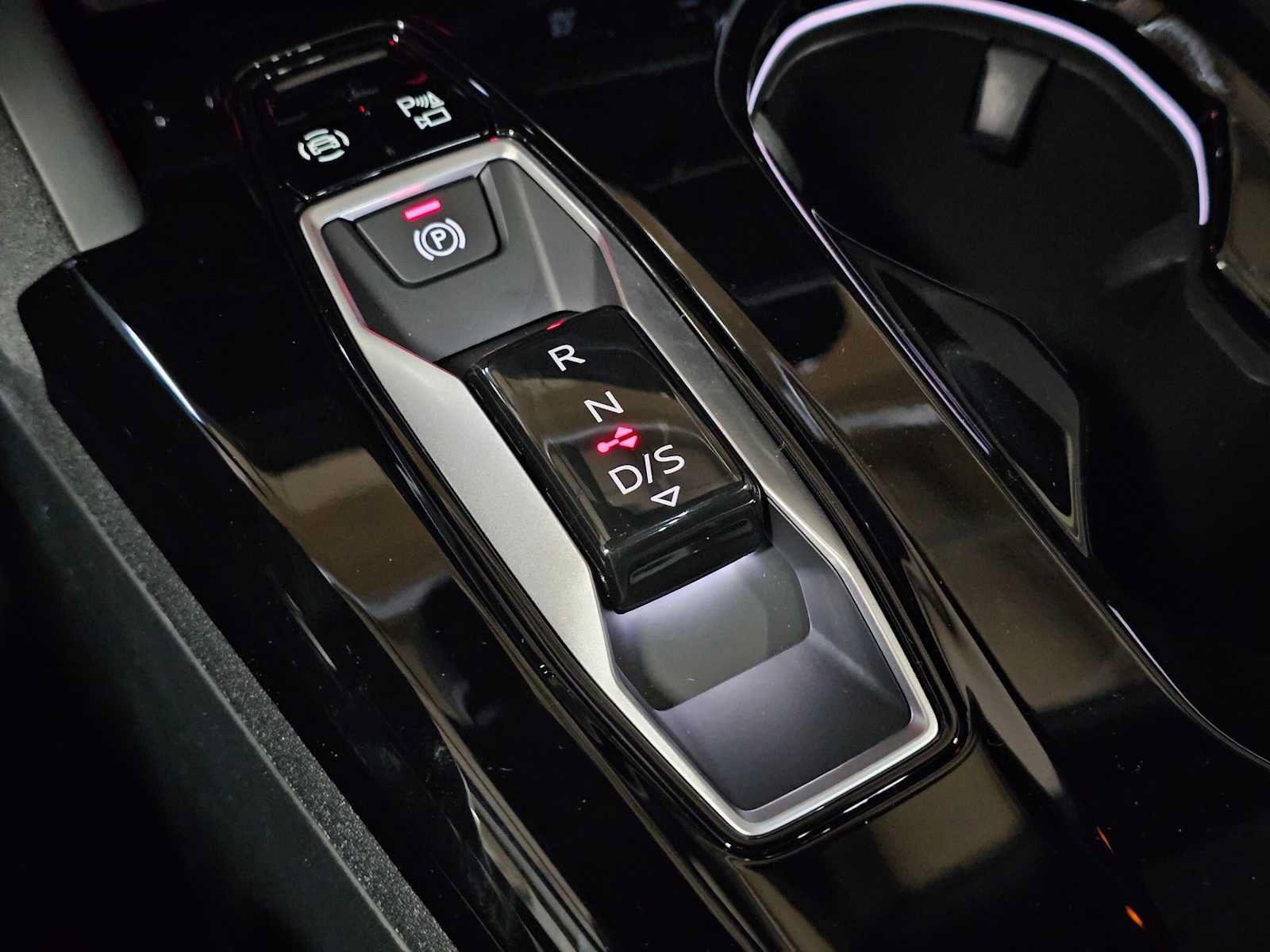 New 2026 Audi SQ5 Prestige AWD/4WD image 33
