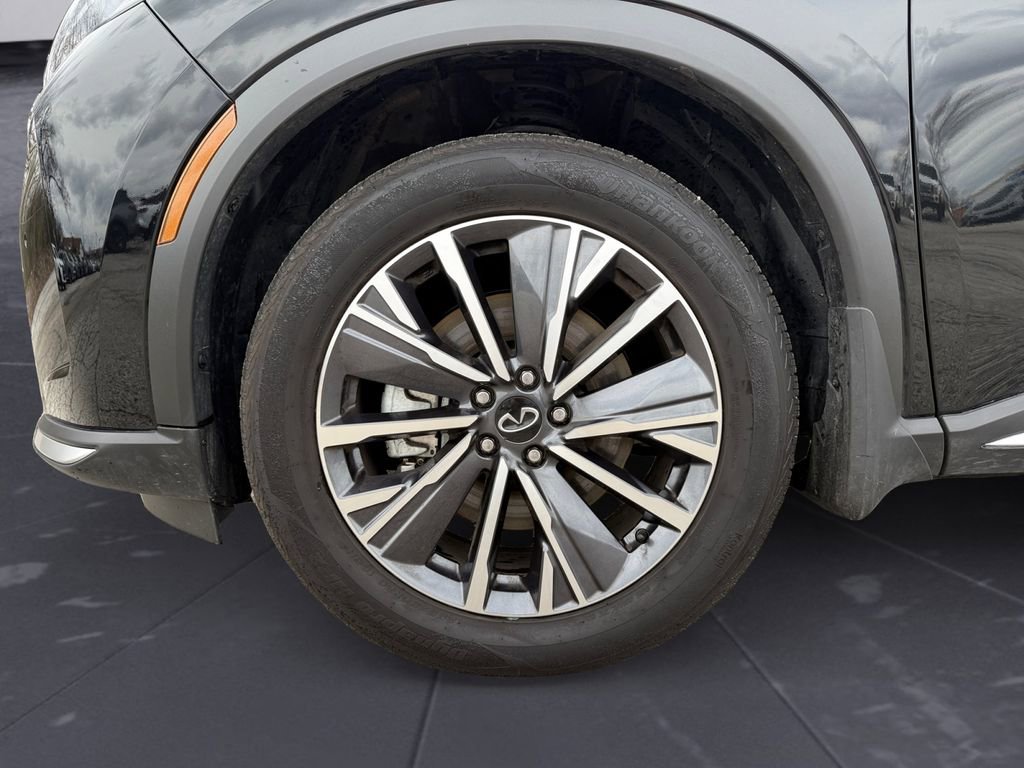 Certified 2026 INFINITI QX60 Luxe w/ Family Package AWD/4WD image 13