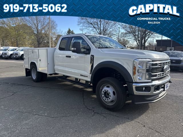 New 2025 Ford F450 XL image 2