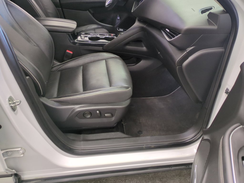 Used 2021 Buick Envision Essence w/ Technology Package I AWD/4WD image 24