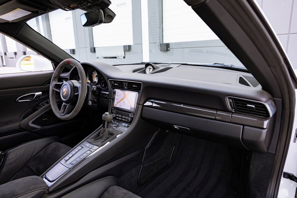 Used 2018 Porsche 911 GT3 image 29
