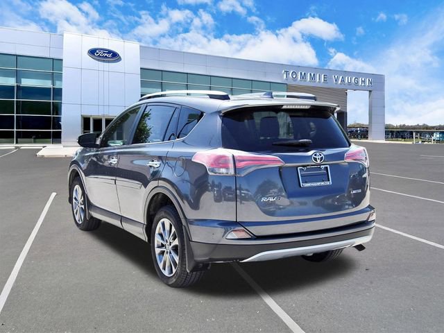 Used 2018 Toyota RAV4 Limited image 2