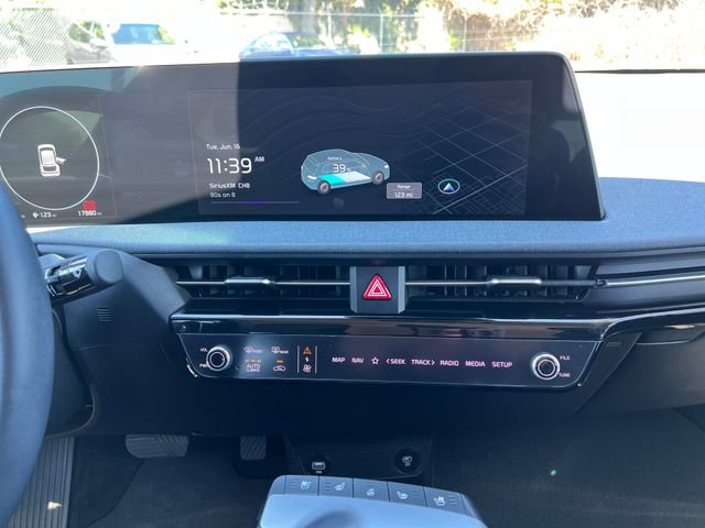 Used 2024 Kia EV6 Wind AWD/4WD image 22