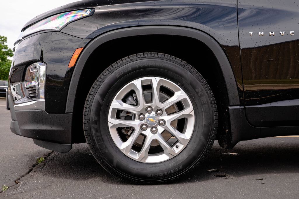 Certified 2024 Chevrolet Traverse LS AWD/4WD image 10