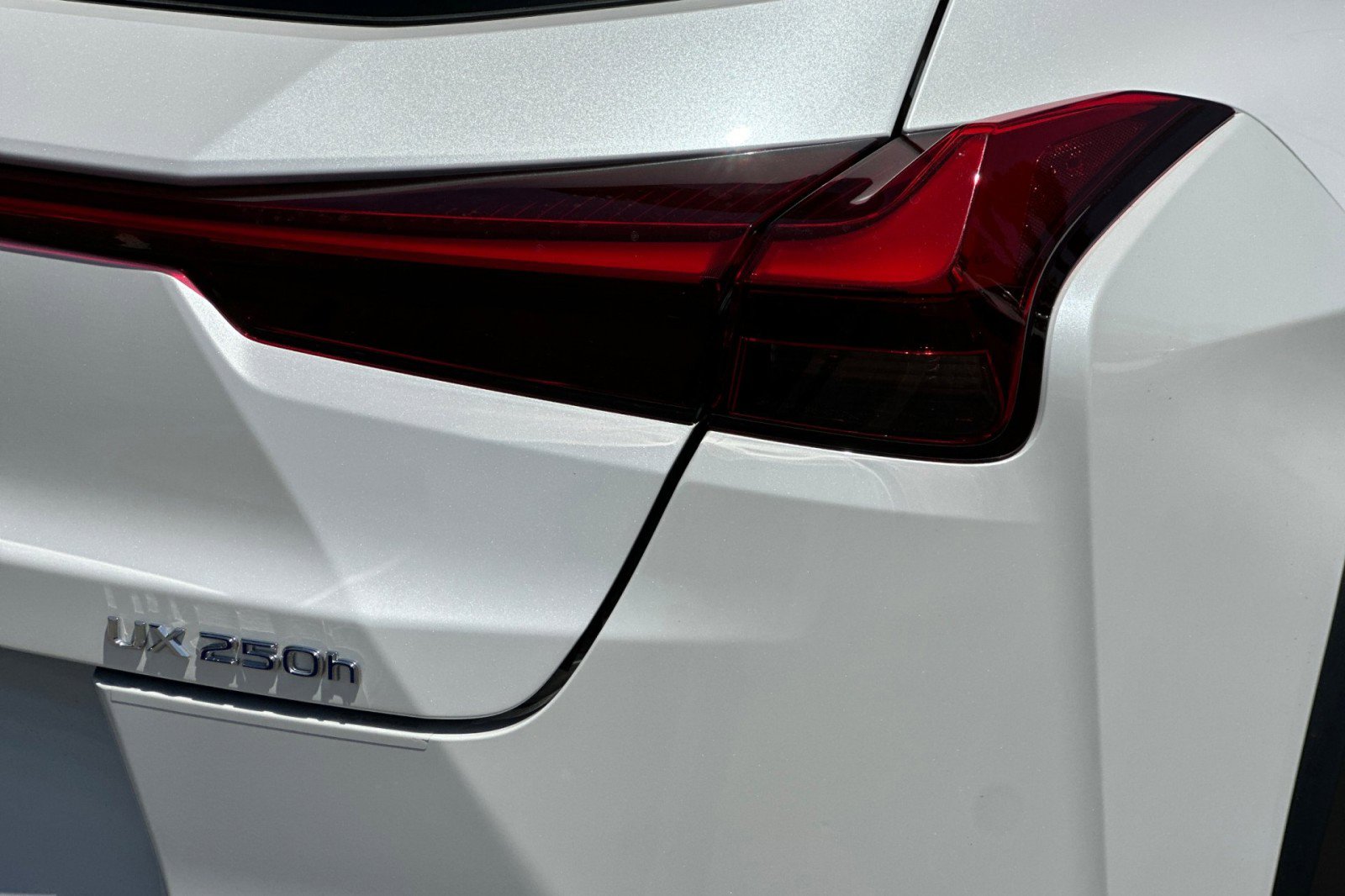 Used 2019 Lexus UX 250h w/ Accessory Package 2 AWD/4WD image 28