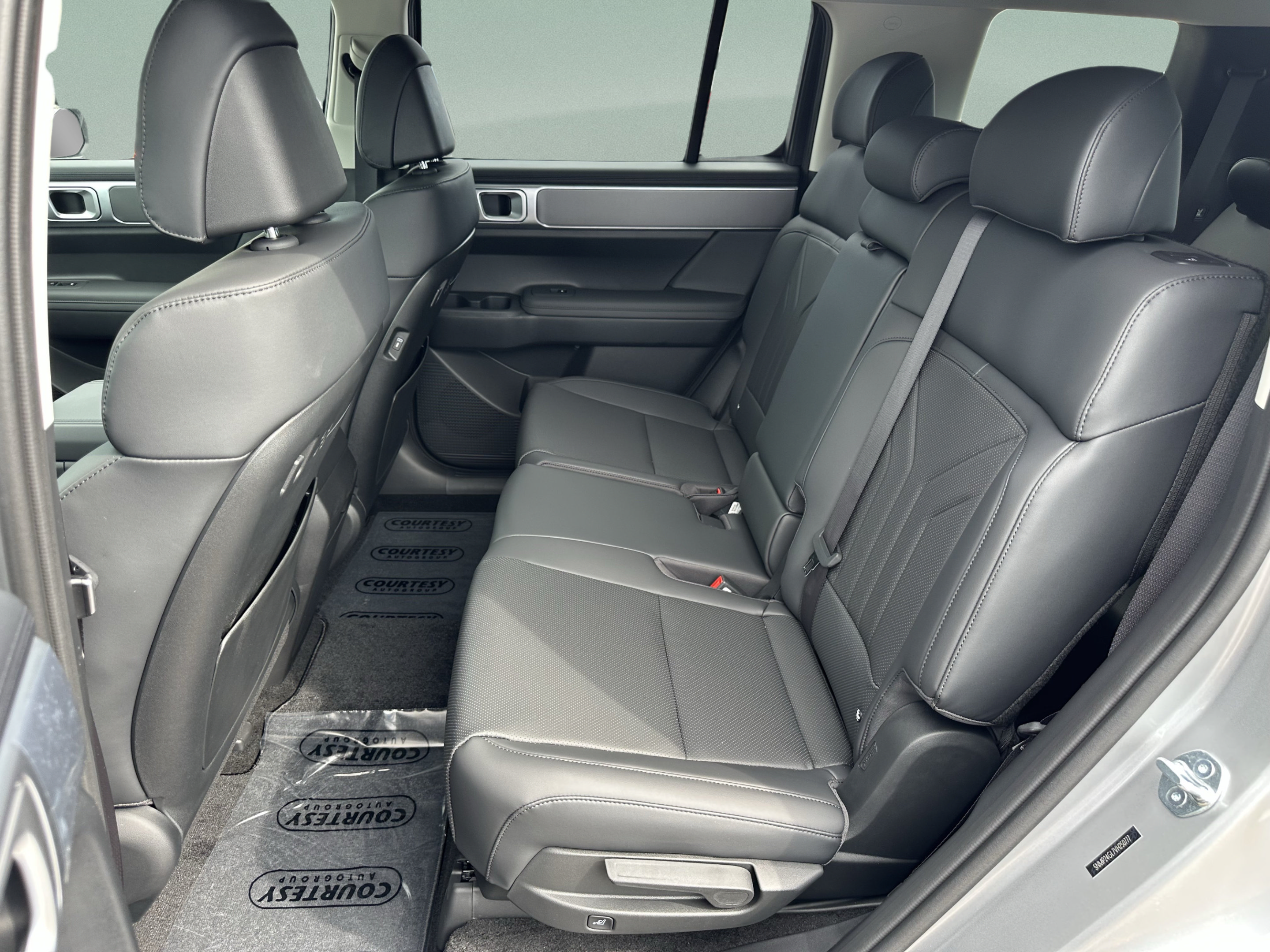 New 2027 Hyundai Santa Fe SEL FWD image 14