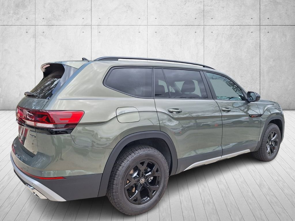 New 2026 Volkswagen Atlas Peak Edition image 5