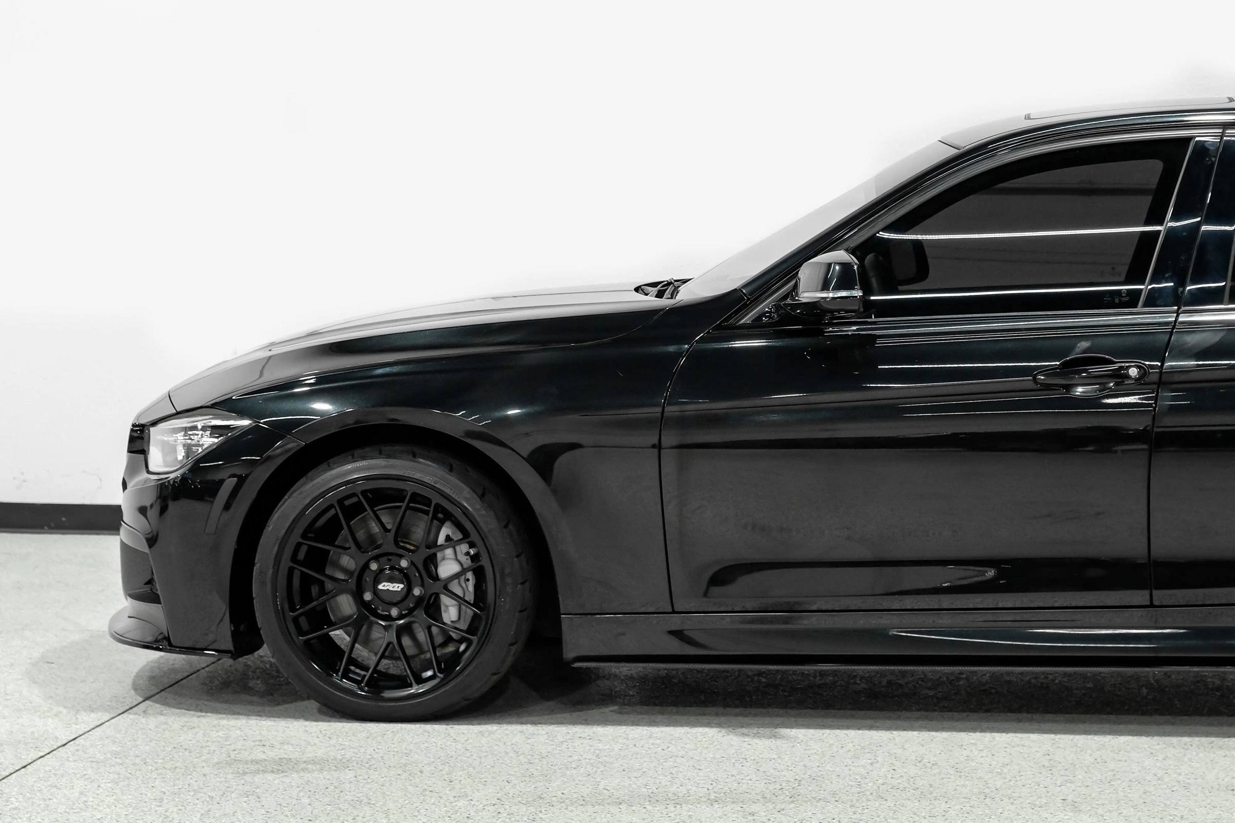 Used 2017 BMW 340i Sedan RWD image 14