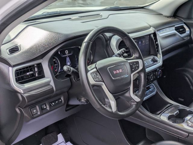 Used 2023 GMC Acadia SLT w/ Elevation Edition image 14
