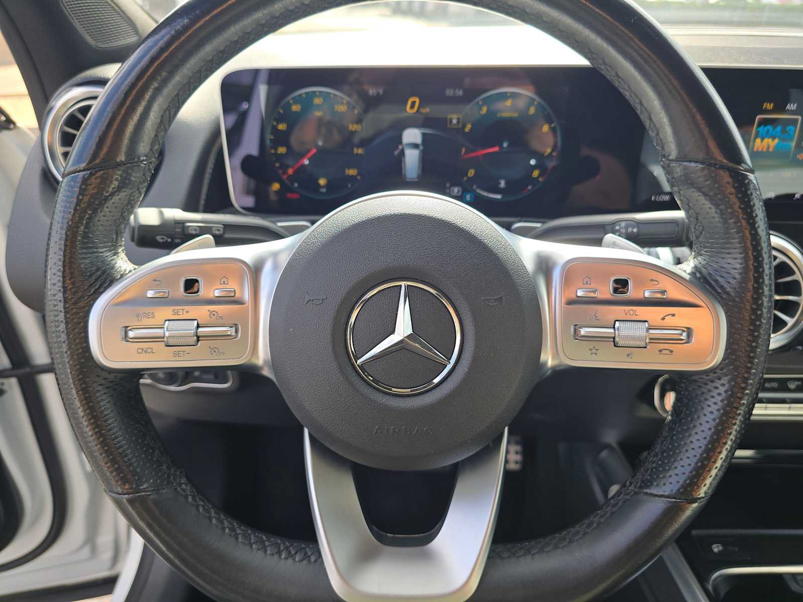 Used 2021 Mercedes-Benz GLB 250 image 22