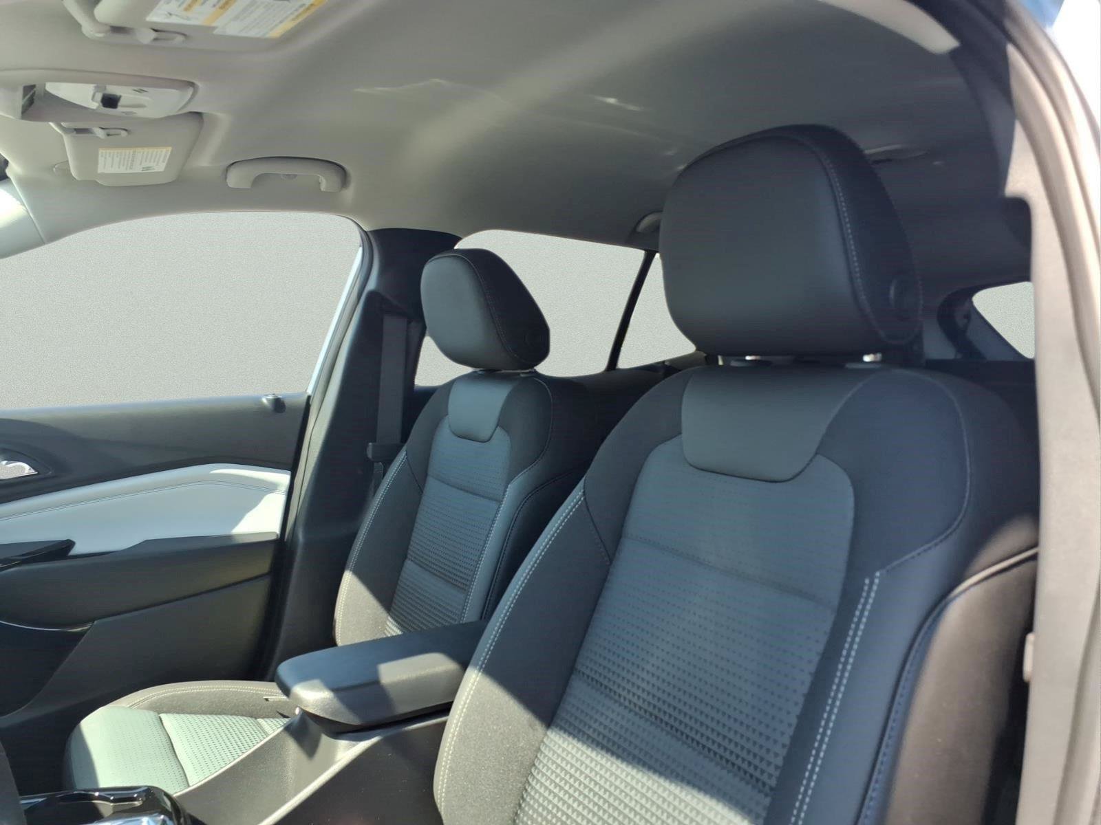New 2026 Chevrolet Trax LT w/ Driver Confidence Package FWD image 15