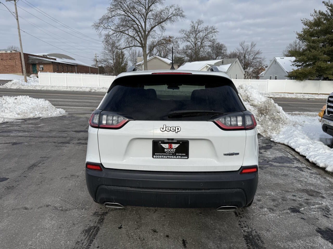 Used 2019 Jeep Cherokee Latitude Plus w/ Cold Weather Group image 6