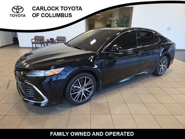 Used 2023 Toyota Camry XLE w/ Navigation Package image 3