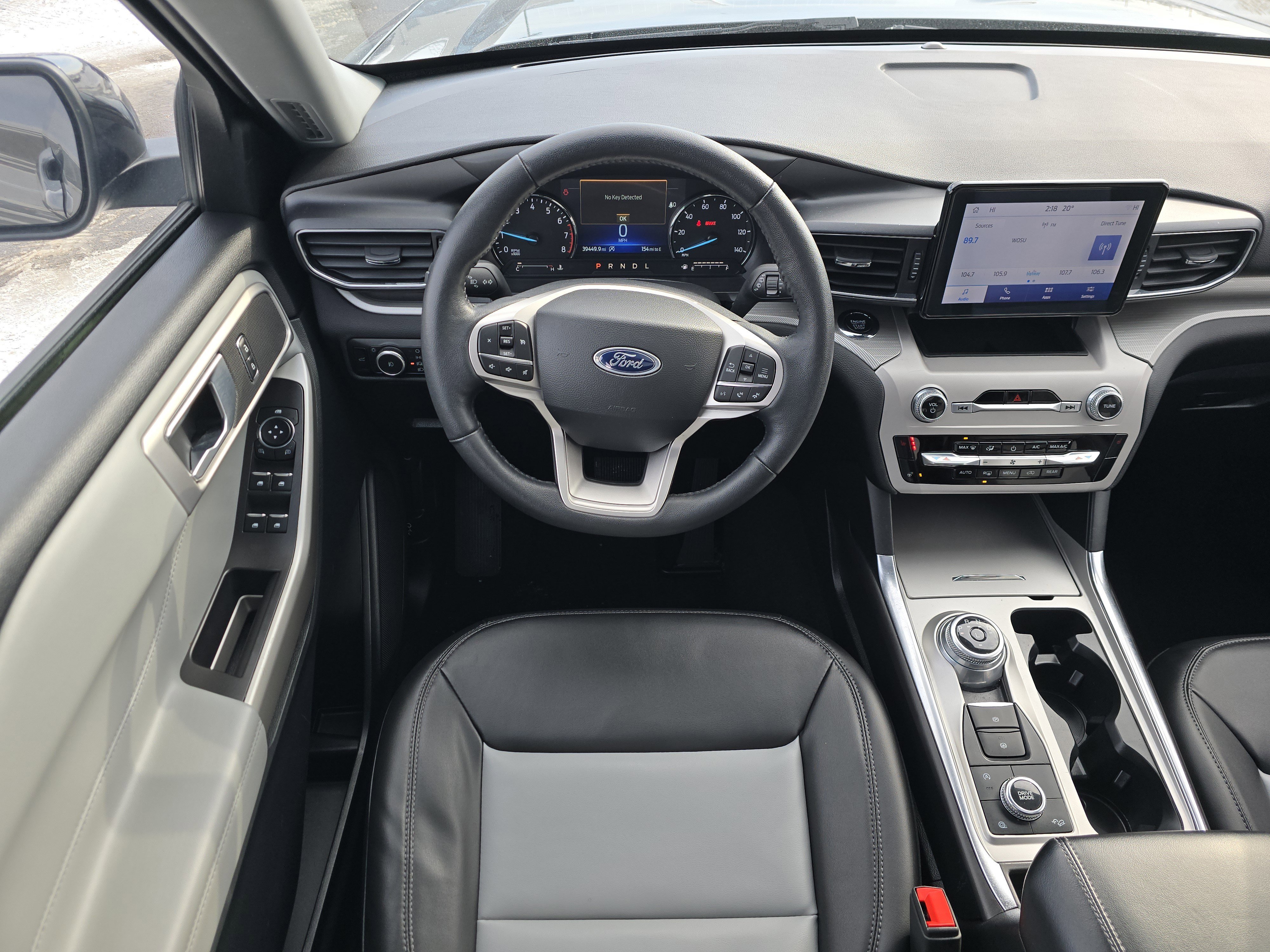 Used 2024 Ford Explorer XLT w/ Equipment Group 202A image 20