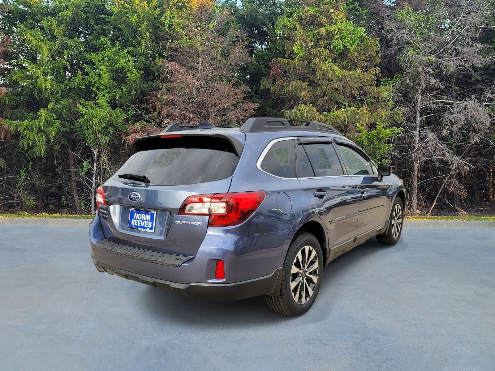 Used 2016 Subaru Outback 2.5i Limited AWD/4WD image 17