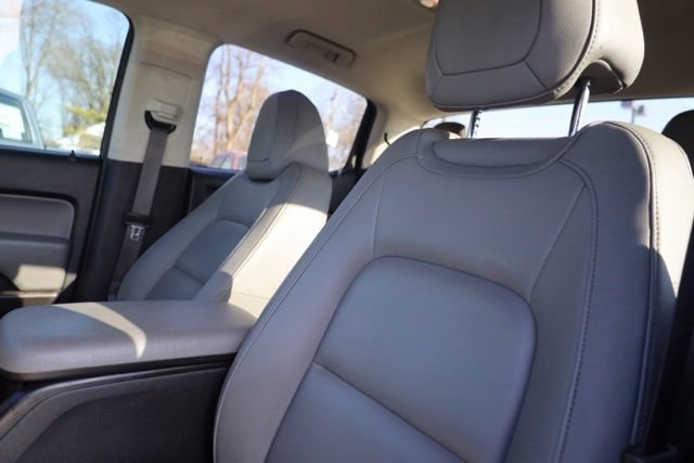 Used 2020 GMC Canyon 2WD Crew Cab w/ Convenience Package image 19