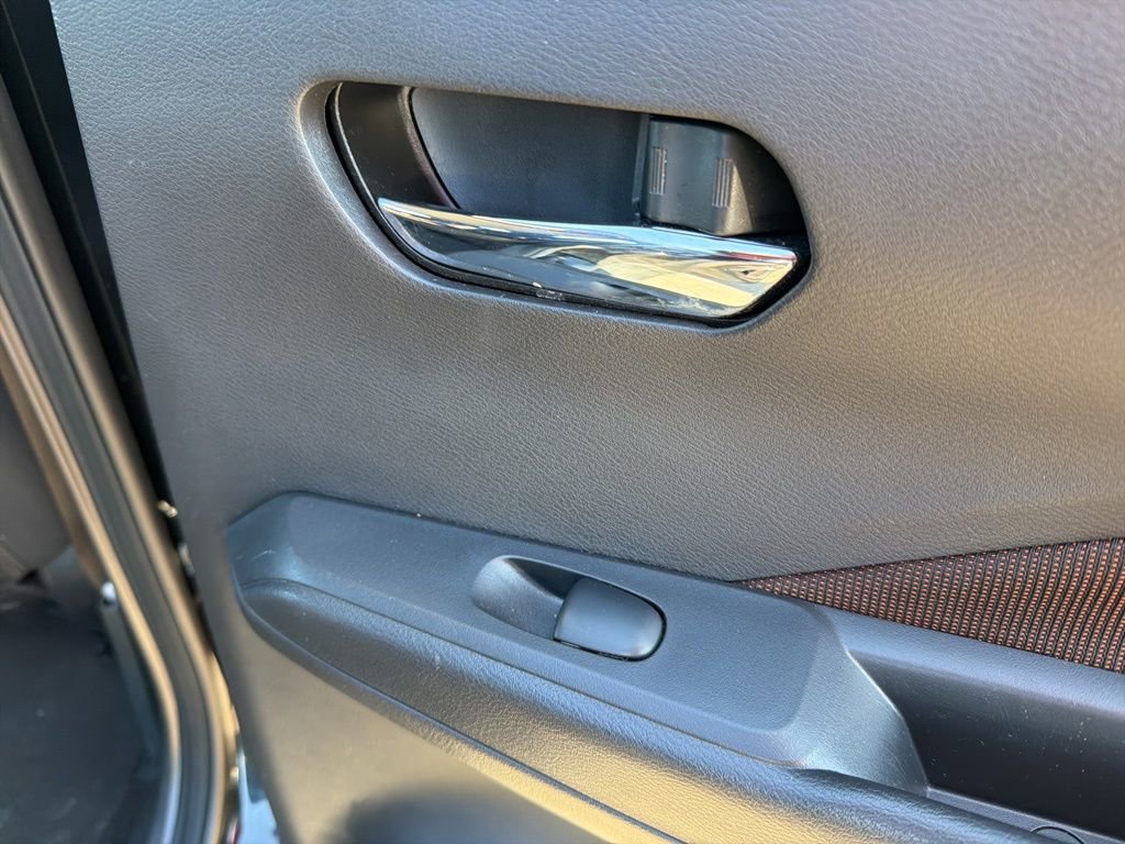 Used 2023 Nissan Kicks SR w/ Interior Electronics Package image 24