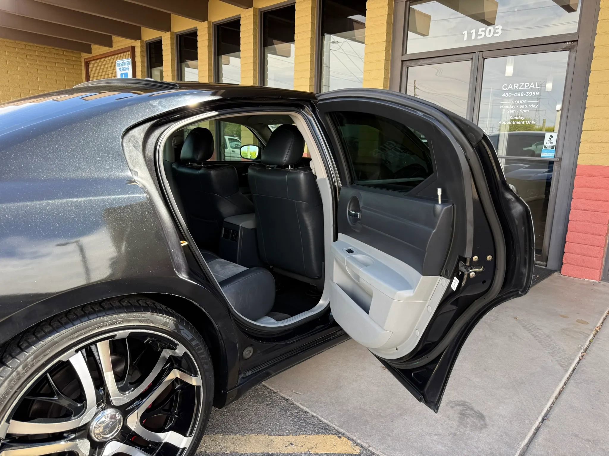 Used 2006 Dodge Charger SRT8 w/ SRT Option Group III image 27