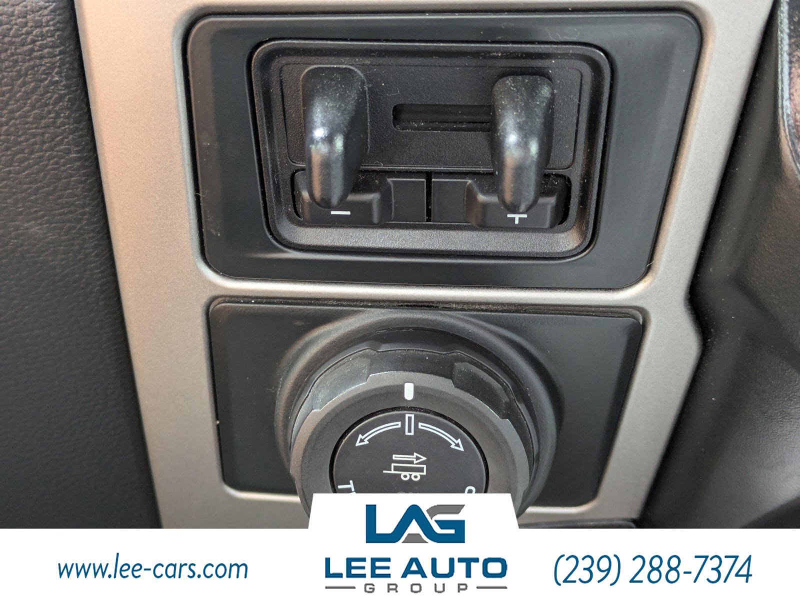 Used 2022 Ford F350 Lariat w/ Lariat Ultimate Package AWD/4WD image 29