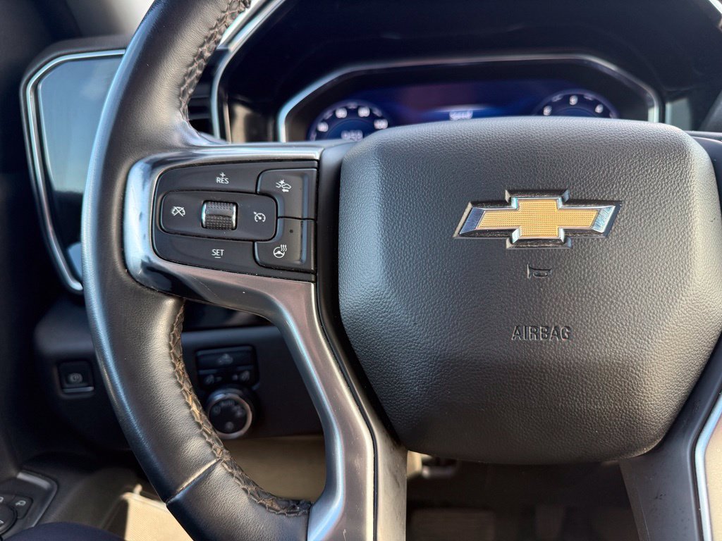 Used 2024 Chevrolet Silverado 1500 LT AWD/4WD image 25