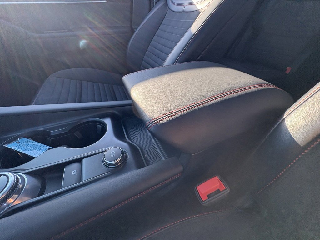 Used 2025 Ford Explorer ST-Line image 46