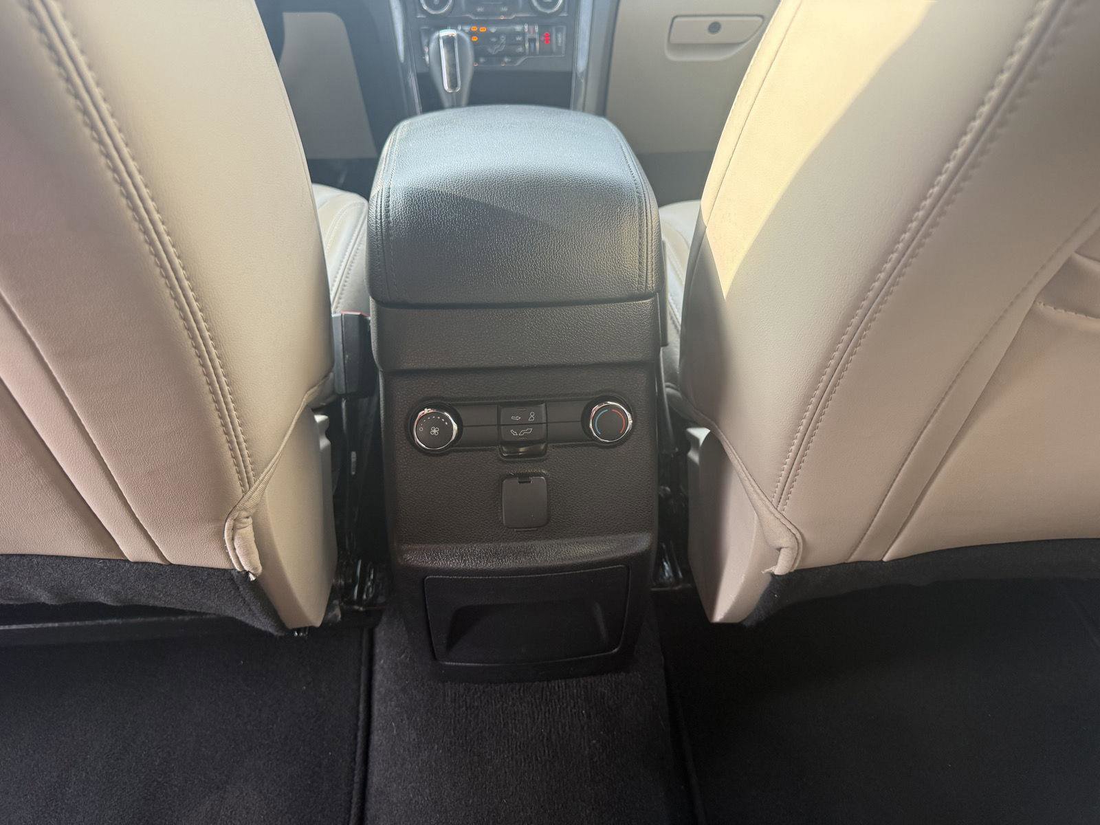 Used 2019 Ford Explorer XLT w/ Equipment Group 202A image 26