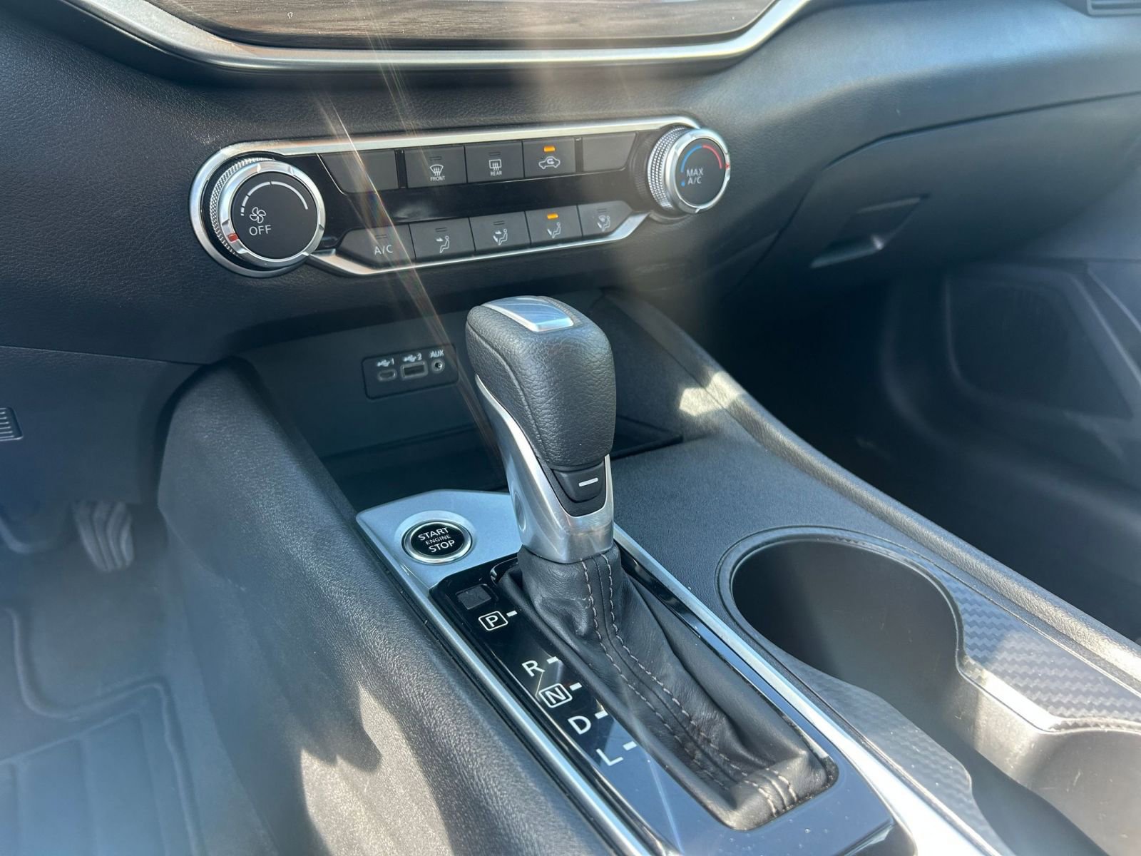 Used 2025 Nissan Altima 2.5 SV image 40