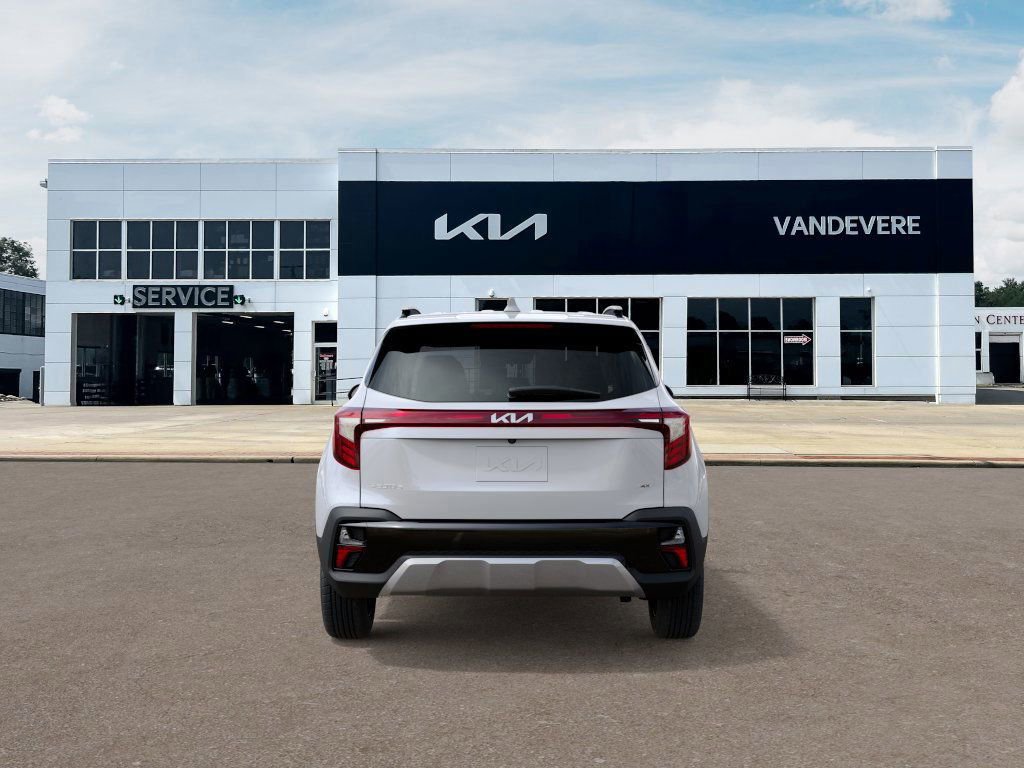 New 2026 Kia Seltos S image 5