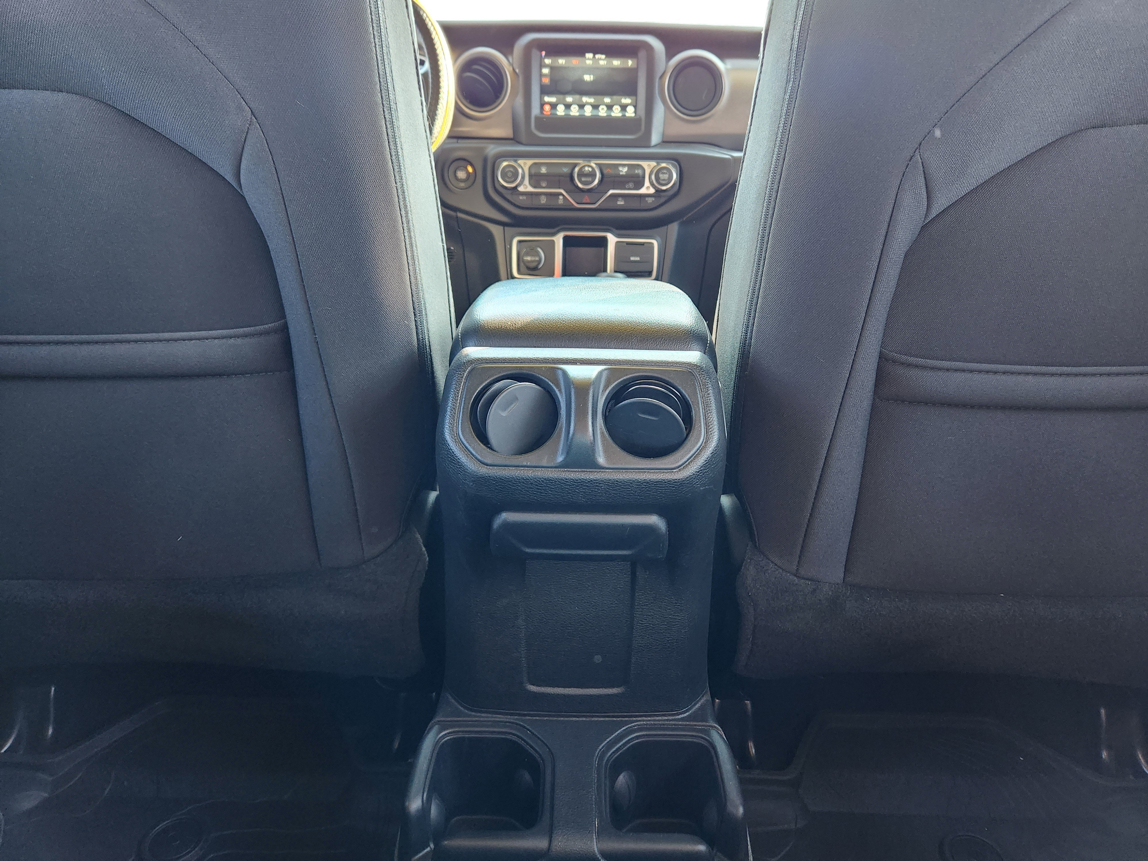 Used 2023 Jeep Wrangler Unlimited Sport AWD/4WD image 13