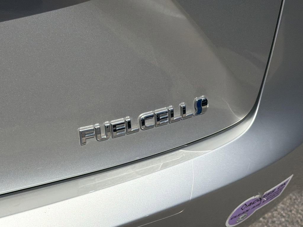 Used 2019 Toyota Mirai image 30