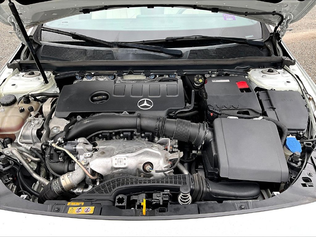 Used 2022 Mercedes-Benz CLA 250 image 30