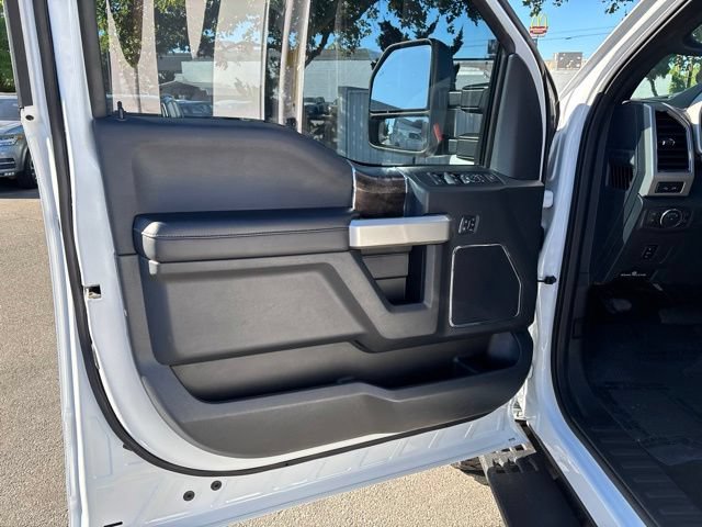 Used 2022 Ford F350 Lariat w/ Tremor Off-Road Package AWD/4WD image 14