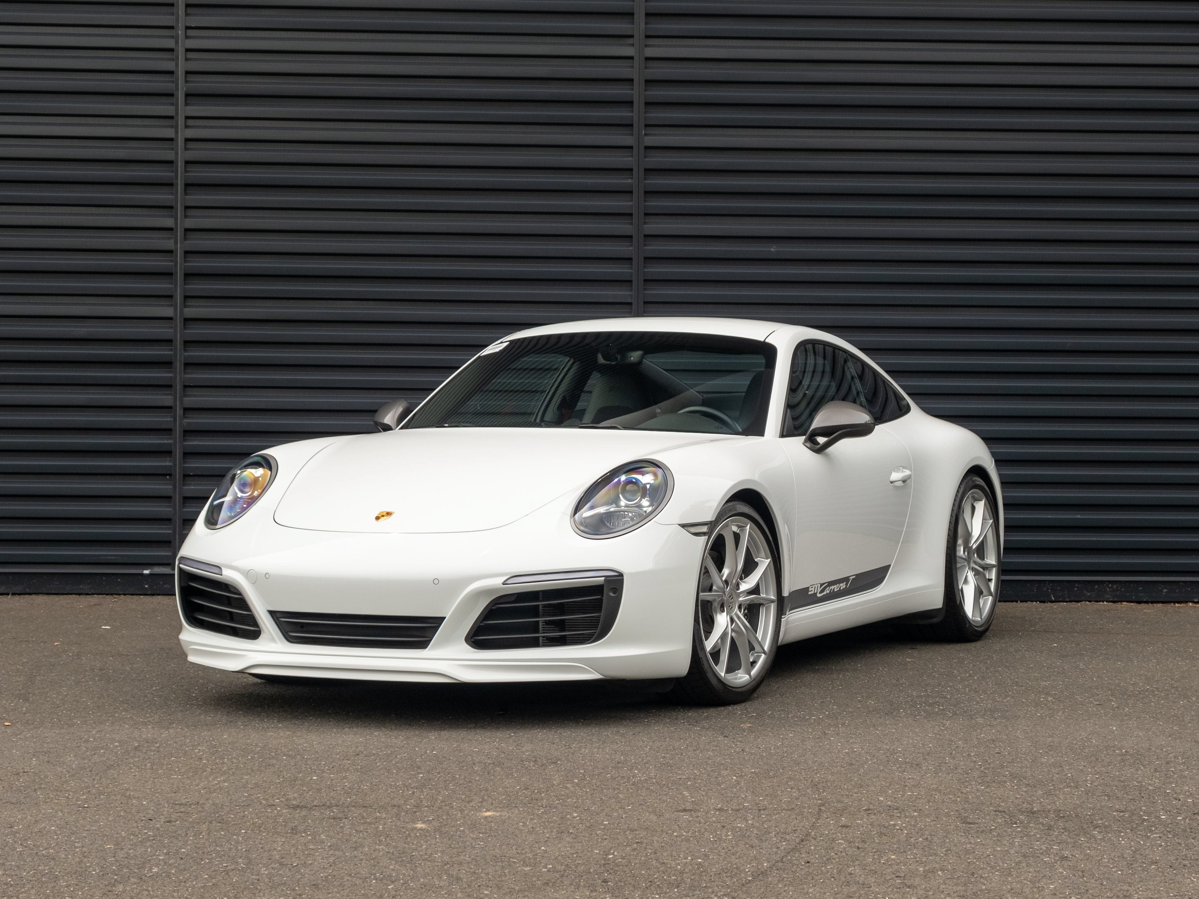 Certified 2019 Porsche 911 Carrera T RWD image 1