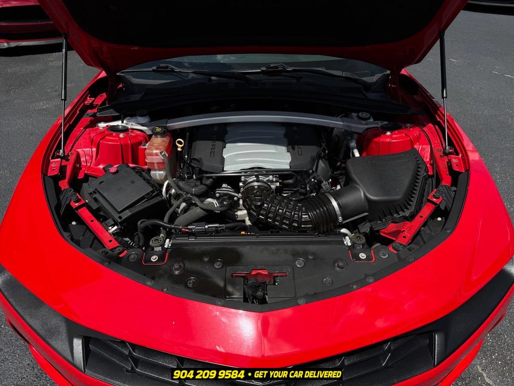 Used 2020 Chevrolet Camaro LT RWD image 34