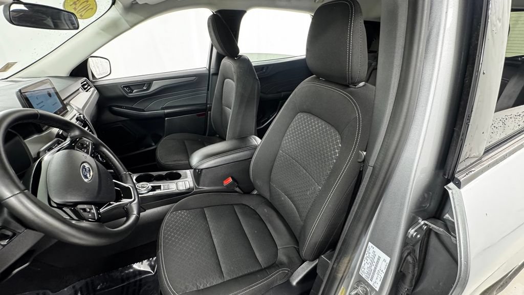 Used 2024 Ford Escape Active AWD/4WD image 10
