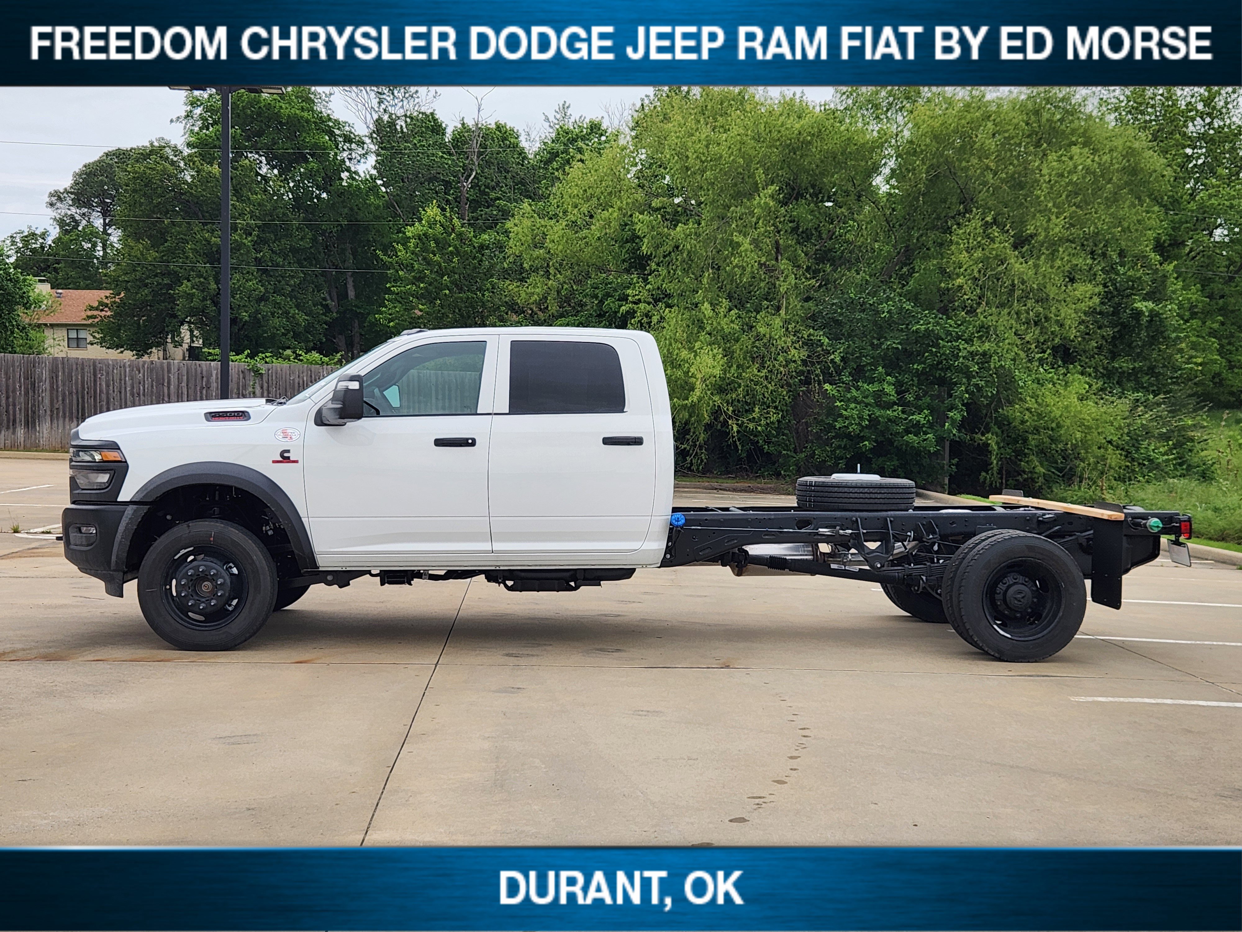 New 2026 RAM 5500 Tradesman AWD/4WD image 3