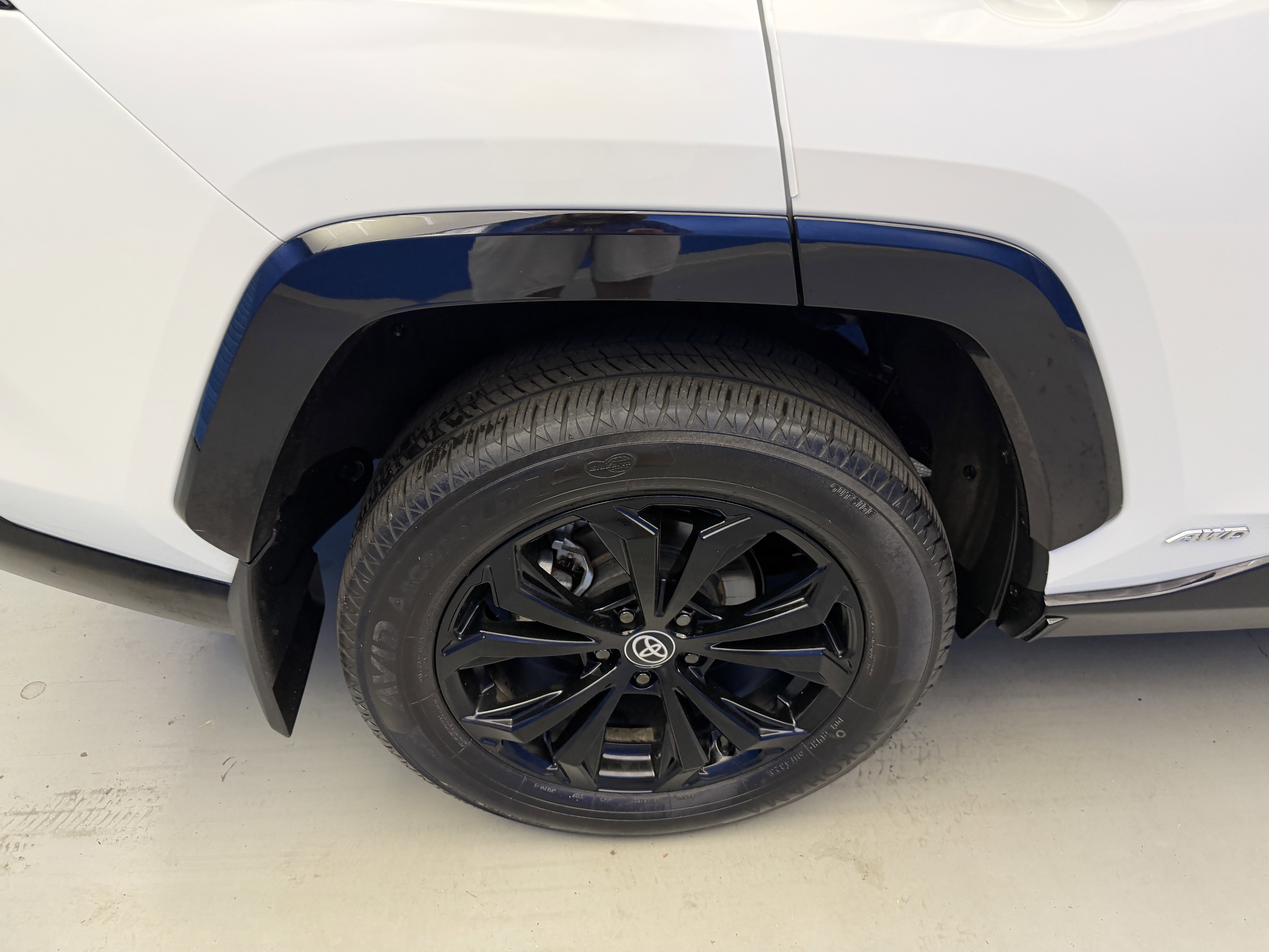 Used 2022 Toyota RAV4 XSE w/ XSE Grade Weather Package AWD/4WD image 8