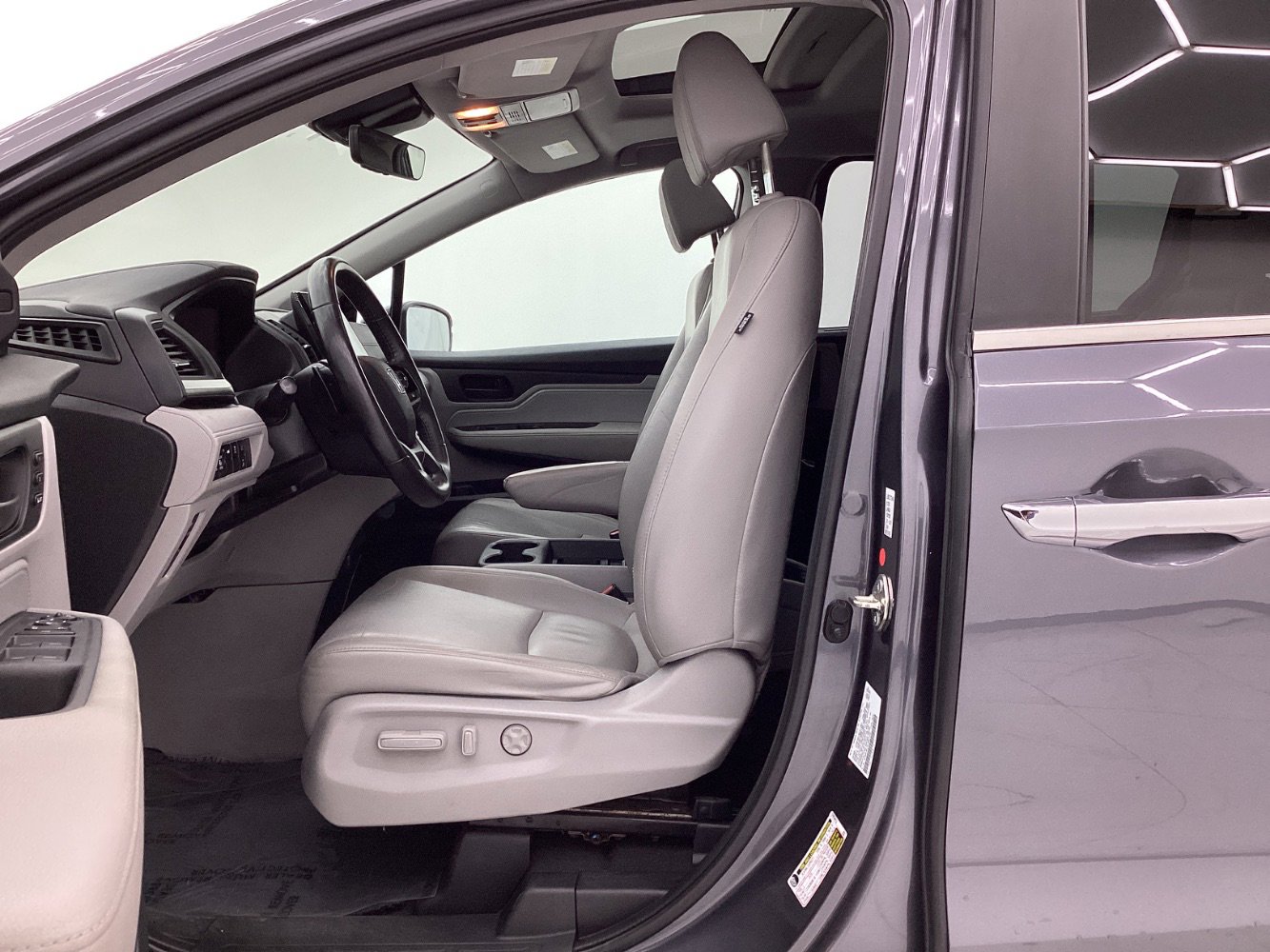 Used 2020 Honda Odyssey EX-L image 14