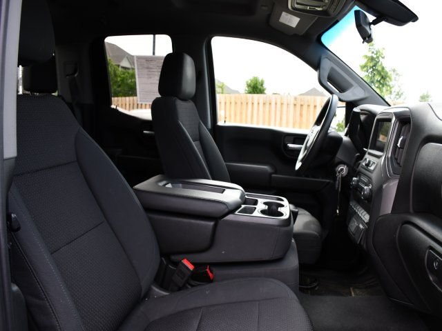Used 2020 Chevrolet Silverado 1500 Custom w/ Custom Value Package AWD/4WD image 29