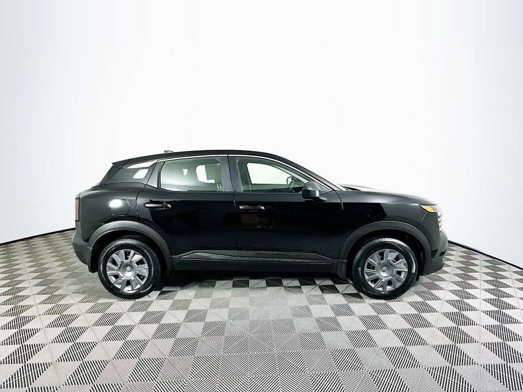 Certified 2025 Nissan Kicks S image 13