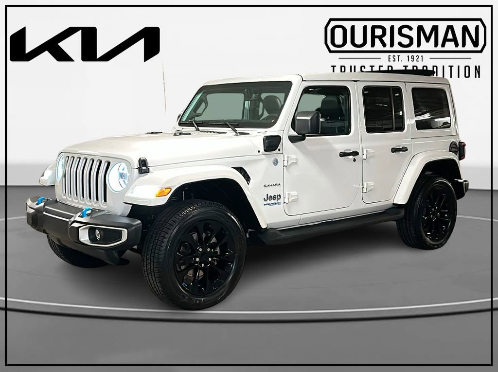 Used 2022 Jeep Wrangler Unlimited Sahara w/ Cold Weather Group image 2