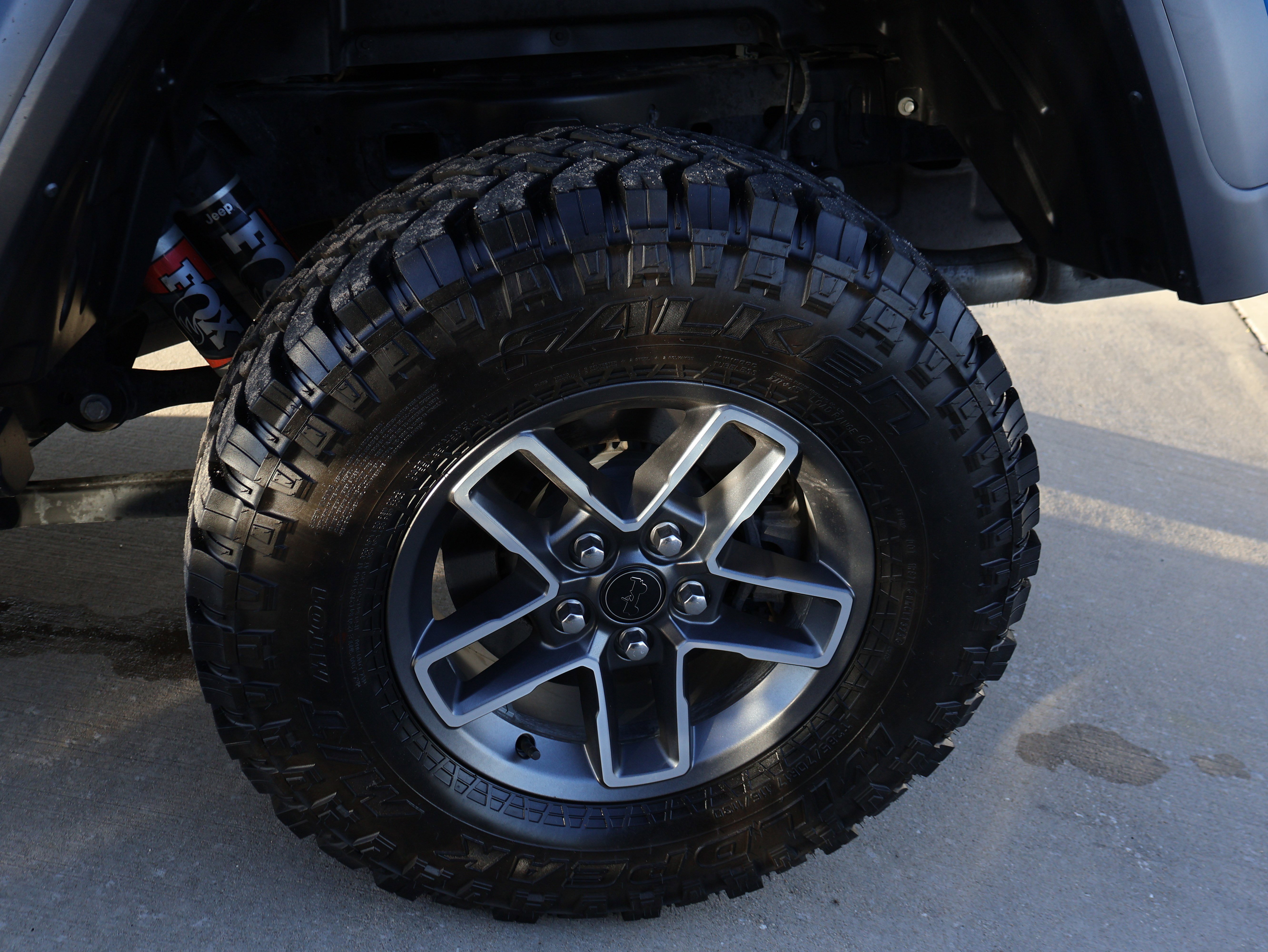 Used 2024 Jeep Gladiator Mojave w/ Technology Group image 43