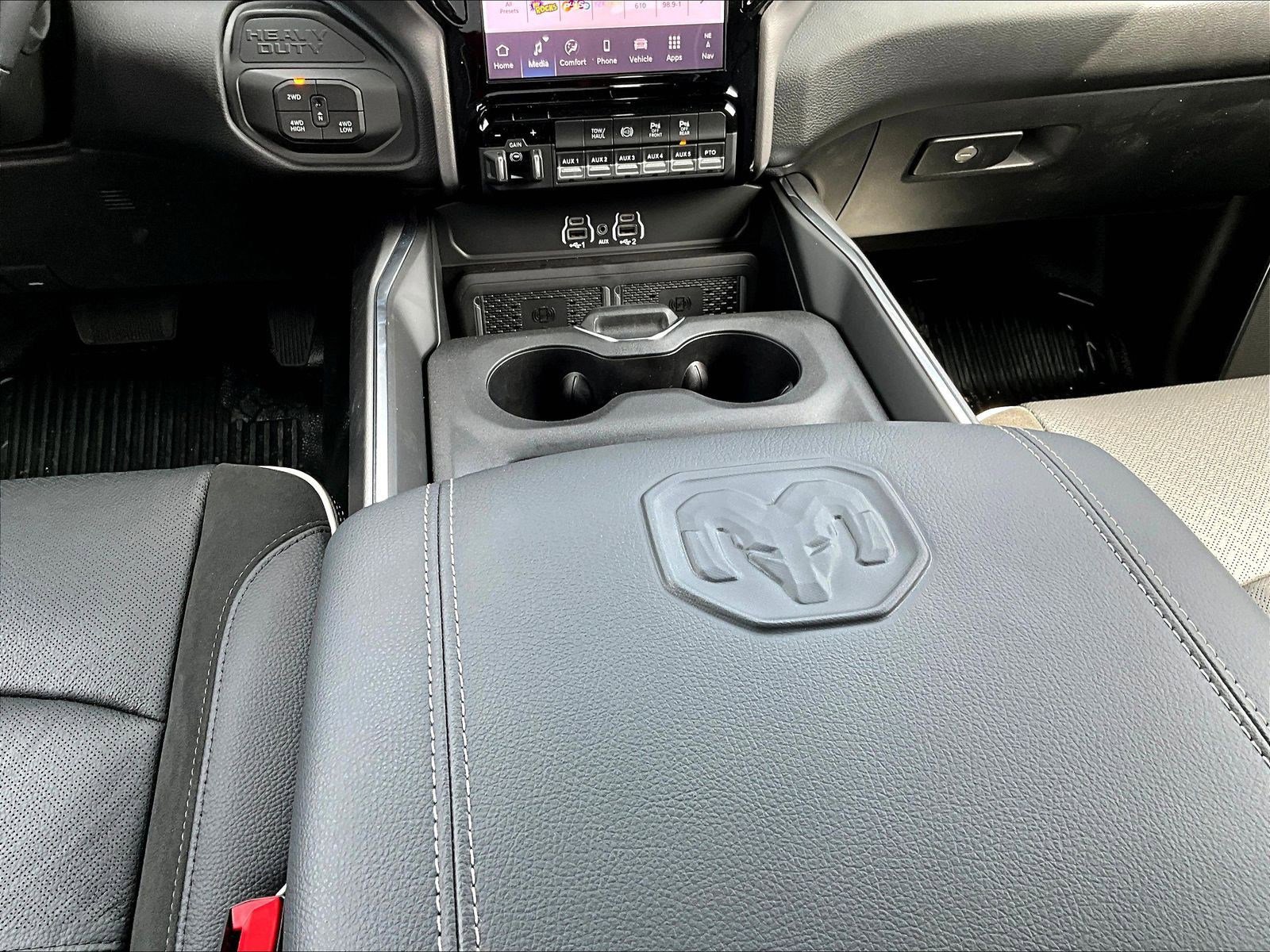 New 2026 RAM 4500 4x4 Crew Cab DRW w/ Laramie Trim Package image 12