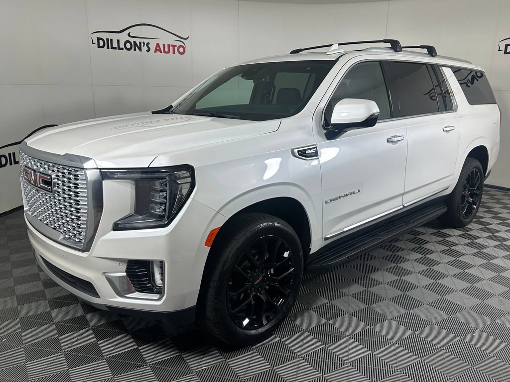 Used 2024 GMC Yukon XL Denali AWD/4WD image 2