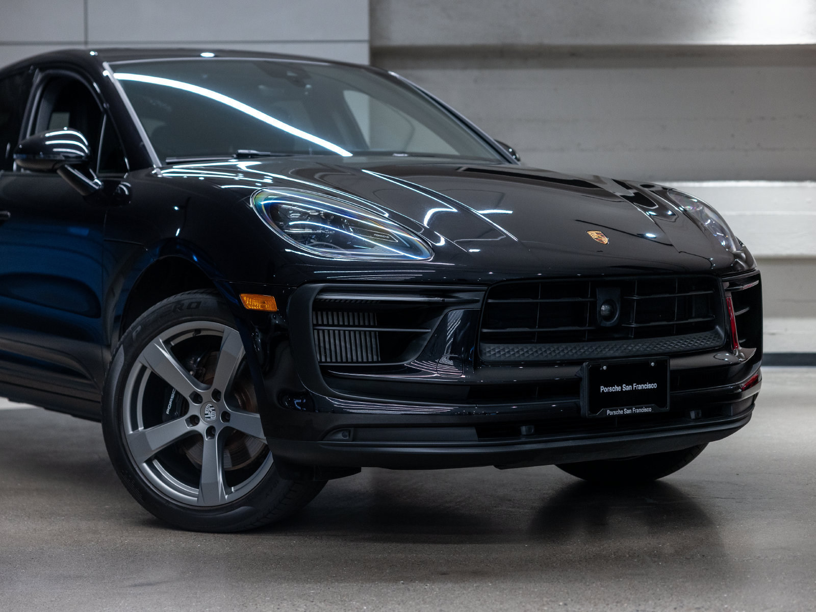 Certified 2023 Porsche Macan S AWD/4WD image 16